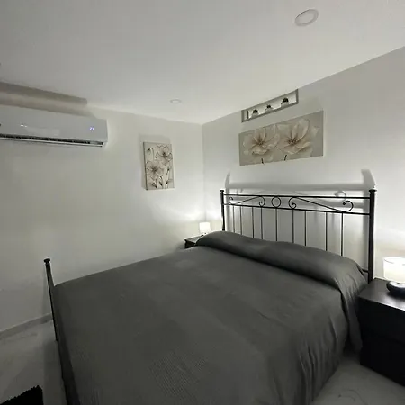La Casa Del Turista * Νάπολη