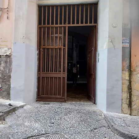 La Casa Del Turista Holiday home Naples